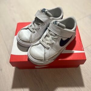 Nike Kids White Sneakers with Navy Swoosh